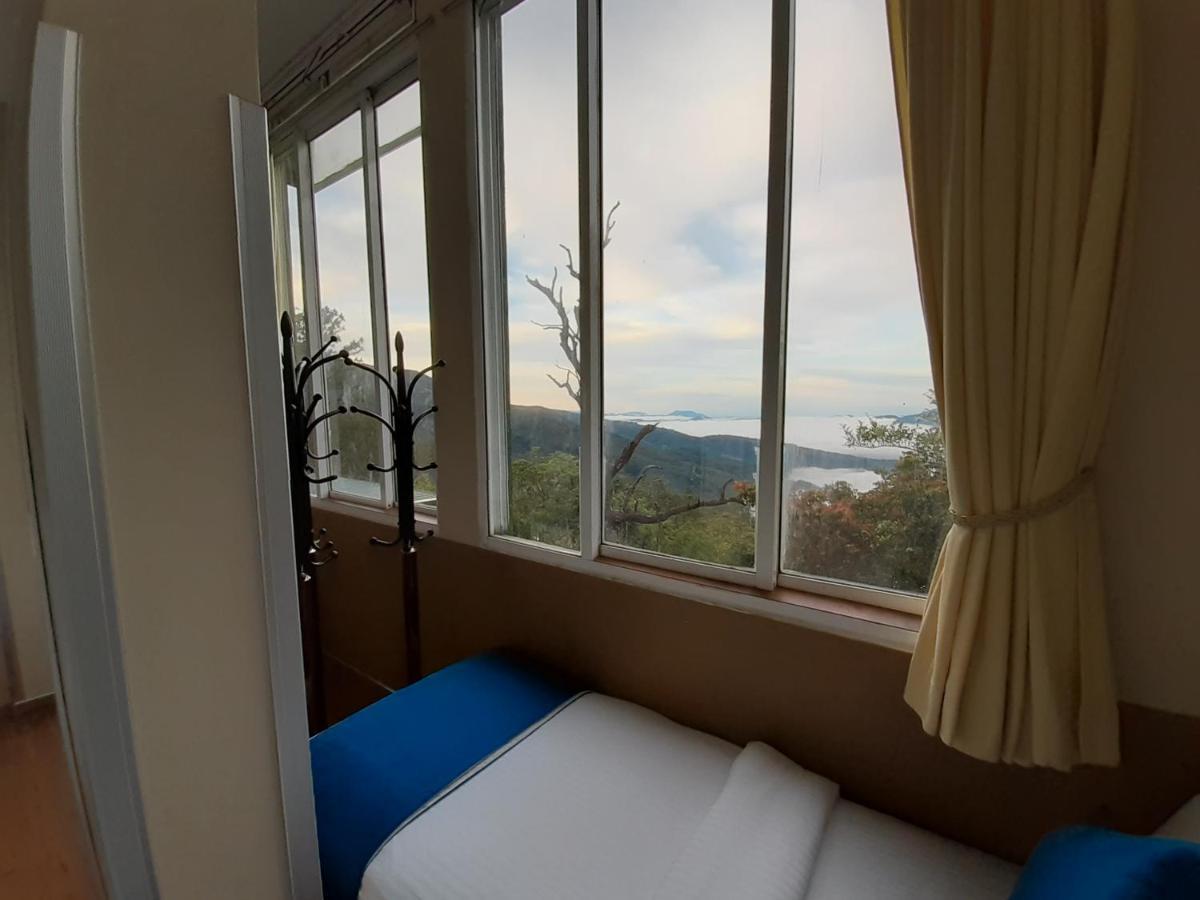 The Riverston Grand Matale Luaran gambar