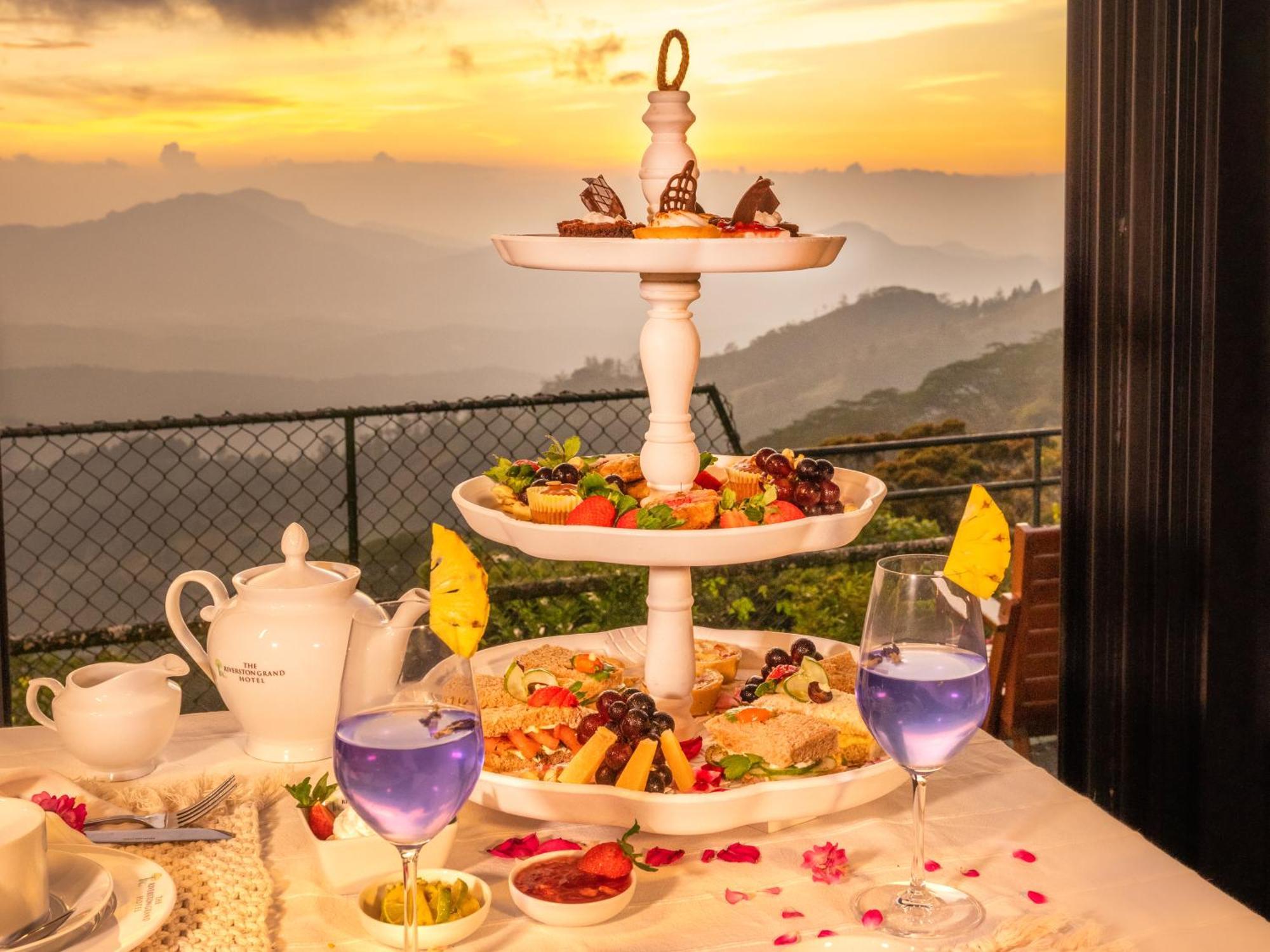The Riverston Grand Matale Luaran gambar