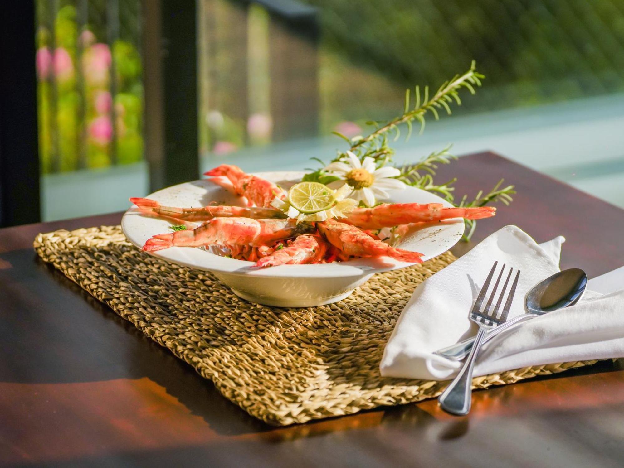 The Riverston Grand Matale Luaran gambar