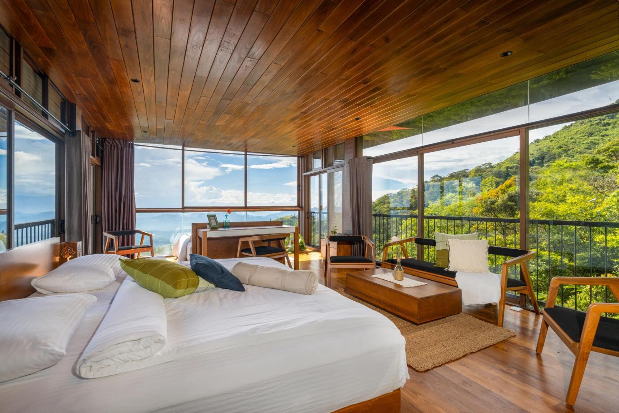 The Riverston Grand Matale Luaran gambar