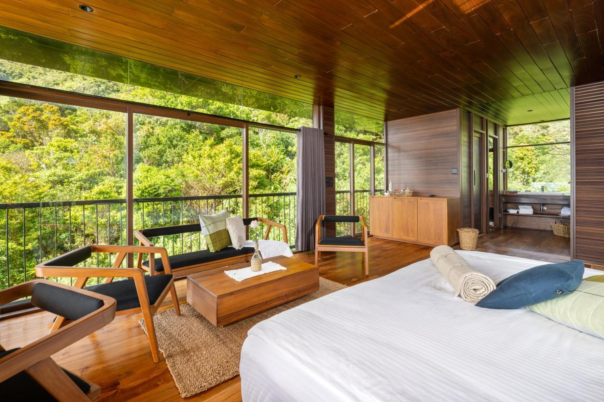 The Riverston Grand Matale Luaran gambar