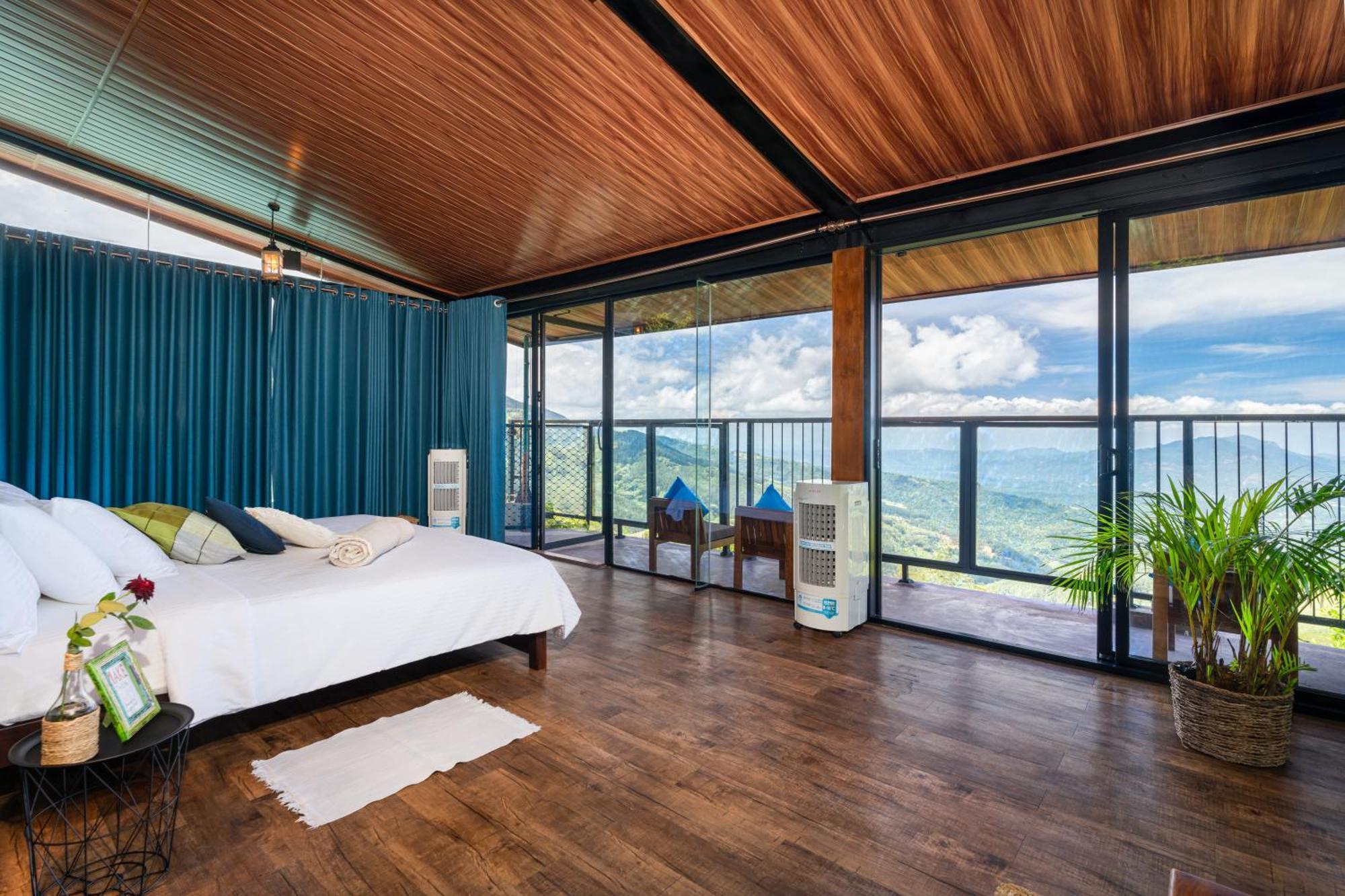The Riverston Grand Matale Bilik gambar