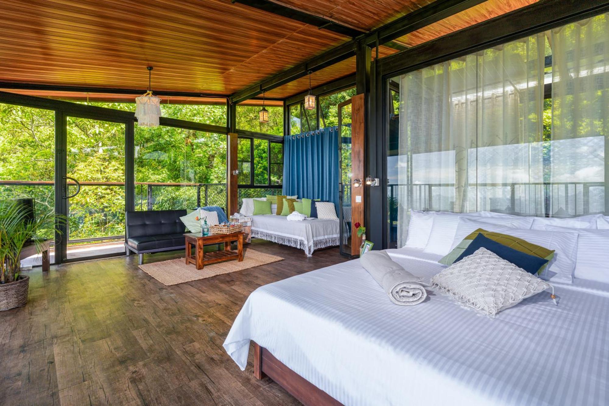 The Riverston Grand Matale Luaran gambar