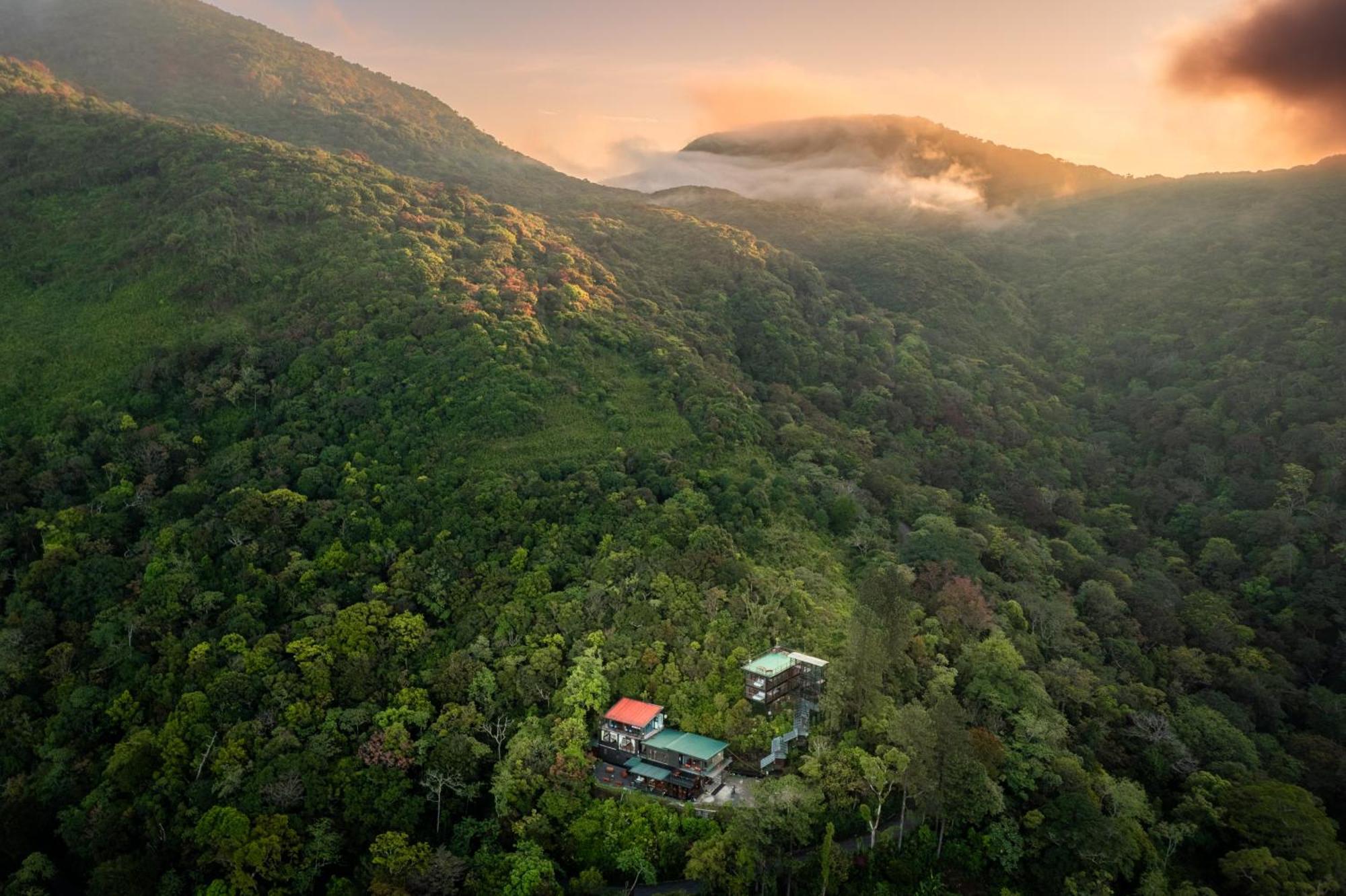 The Riverston Grand Matale Luaran gambar