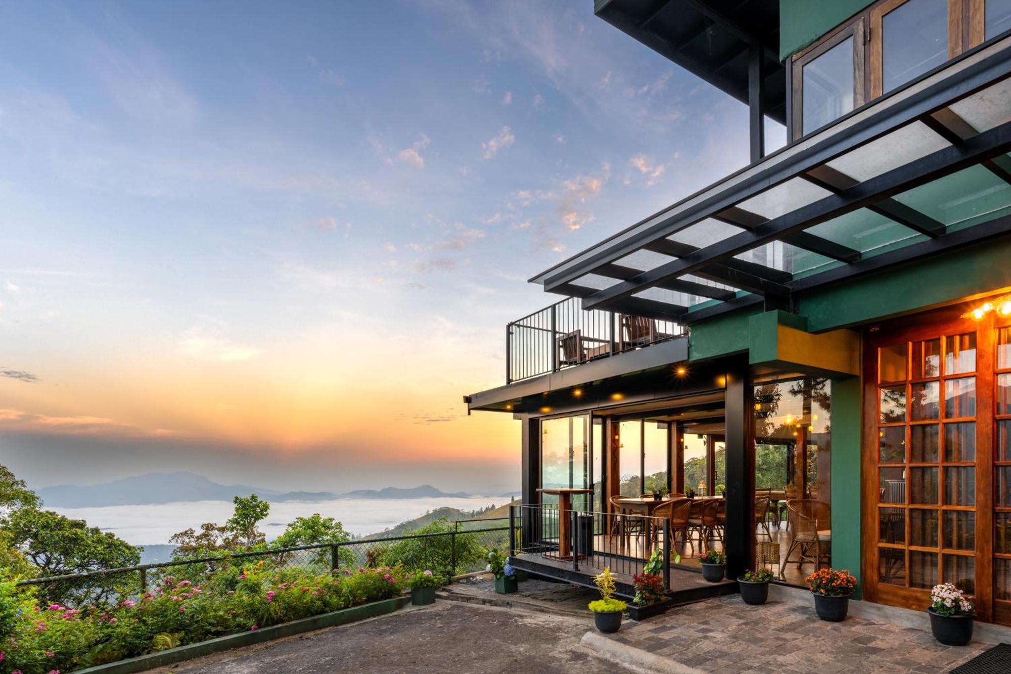 The Riverston Grand Matale Luaran gambar